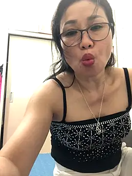 Snapshot of Vitamin_sexy chatting on 10-21-25, 12:48 Vitamin sexy online show from 10-21-25, 12:48