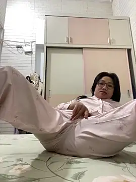 Vitamin sexy online show from 12-14-25, 11:43