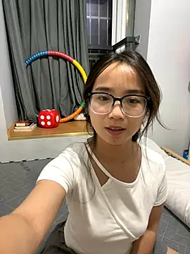 Snapshot of Hdmhdm-0022 chatting on 10-09-25, 02:39 Hdmhdm-0022 online show from 10-09-25, 02:39