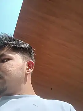 Snapshot of sexofbro chatting on 03-01-26, 10:26 sexofbro online show from 03-01-26, 10:26