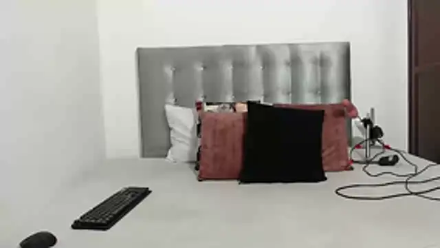 DaiishaWolf online show from 10-19-25, 08:33