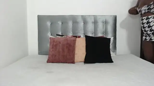 DaiishaWolf online show from 10-16-25, 07:11