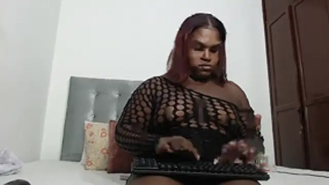 DaiishaWolf online show from 11-18-25, 08:01