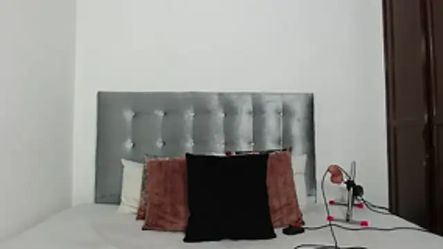 DaiishaWolf online show from 10-17-25, 07:15