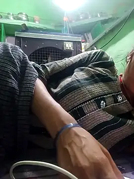 Snapshot of SpicyRoshni chatting on 03-21-26, 12:34 SpicyRoshni online show from 03-21-26, 12:34