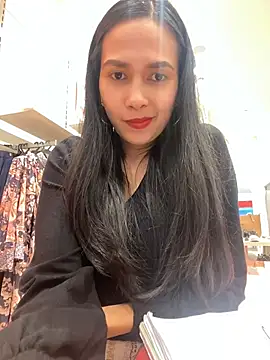 Snapshot of RoseMorena72925 chatting on 07-22-26, 04:47 RoseMorena72925 online show from 07-22-26, 04:47