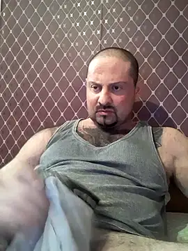 Snapshot of _NEREZA_ chatting on 04-18-26, 07:18 NEREZA online show from 04-18-26, 07:18