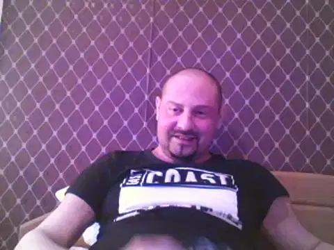 Snapshot of _NEREZA_ chatting on 05-31-26, 03:51 NEREZA online show from 05-31-26, 03:51