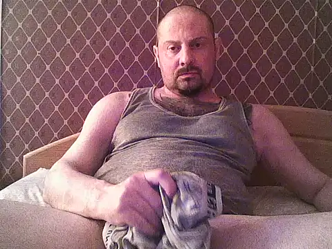 Snapshot of _NEREZA_ chatting on 06-17-26, 02:38 NEREZA online show from 06-17-26, 02:38