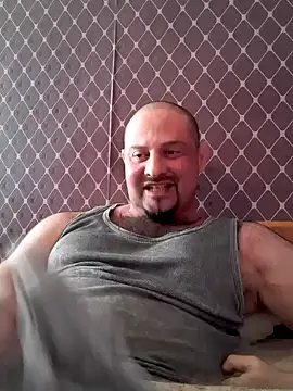 Snapshot of _NEREZA_ chatting on 05-14-26, 04:04 NEREZA online show from 05-14-26, 04:04