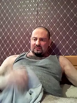 Snapshot of _NEREZA_ chatting on 05-02-26, 08:14 NEREZA online show from 05-02-26, 08:14