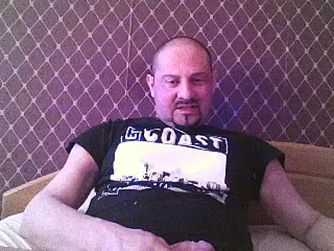 Snapshot of _NEREZA_ chatting on 06-04-26, 03:06 NEREZA online show from 06-04-26, 03:06