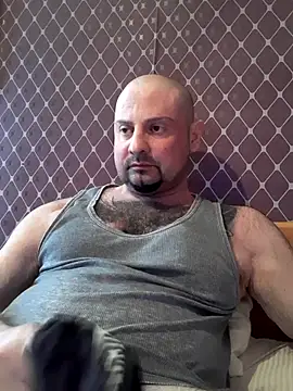 Snapshot of _NEREZA_ chatting on 05-08-26, 04:33 NEREZA online show from 05-08-26, 04:33