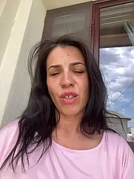 Snapshot of AlyaRei chatting on 05-25-26, 11:20 AlyaRei online show from 05-25-26, 11:20