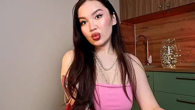 LexeeLuv online show from 01-12-26, 10:14