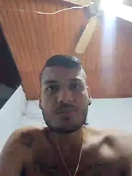 Snapshot of JuceAn14 chatting on 11-15-25, 09:52 JuceAn14 online show from 11-15-25, 09:52