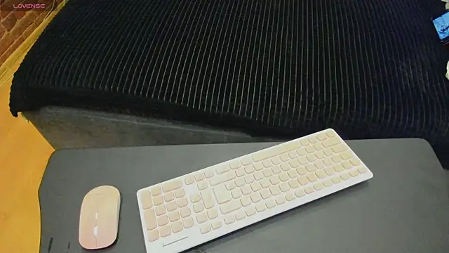 Cutiee Alicee online show from 04-30-26, 08:49