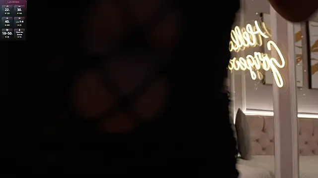 ellette   online show from 04-17-26, 07:38