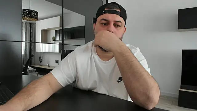 Snapshot of DravenPeak chatting on 03-25-26, 08:57 DravenPeak online show from 03-25-26, 08:57