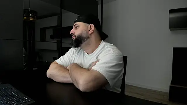 Snapshot of DravenPeak chatting on 03-16-26, 04:20 DravenPeak online show from 03-16-26, 04:20