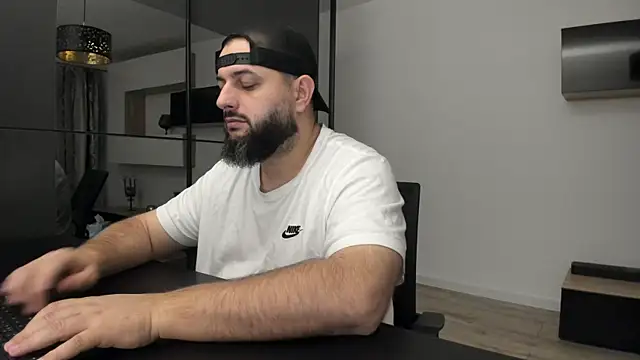 DravenPeak online show from 10-25-25, 02:55