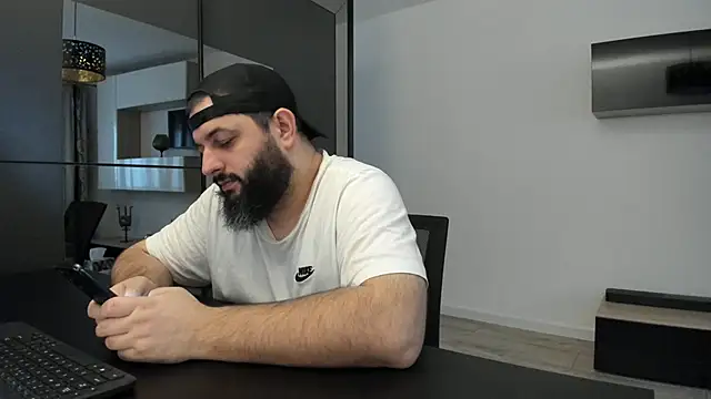 DravenPeak online show from 12-18-25, 01:48