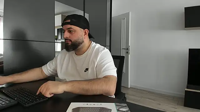 Snapshot of DravenPeak chatting on 03-26-26, 11:19 DravenPeak online show from 03-26-26, 11:19