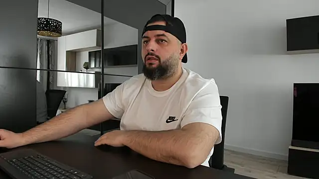 Snapshot of DravenPeak chatting on 04-01-26, 09:21 DravenPeak online show from 04-01-26, 09:21