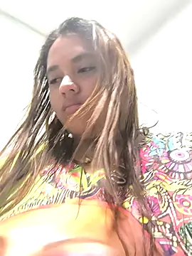 butterfly777  online show from 12-04-25, 11:42