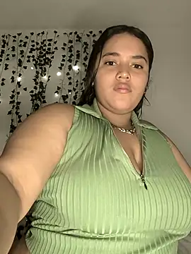 Snapshot of butterfly777_ chatting on 05-20-26, 08:11 butterfly777 online show from 05-20-26, 08:11