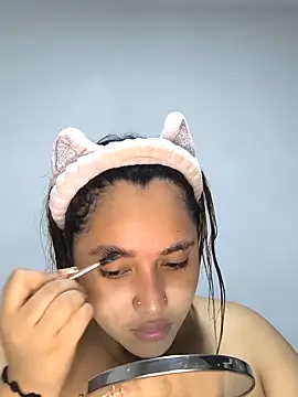 butterfly777  online show from 10-28-25, 12:11