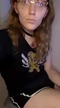 Snapshot of BlondeyMiyMiy chatting on 10-09-25, 07:14 BlondeyMiyMiy online show from 10-09-25, 07:14