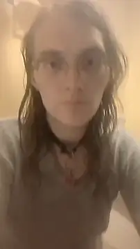 Snapshot of BlondeyMiyMiy chatting on 09-18-25, 12:02 BlondeyMiyMiy online show from 09-18-25, 12:02