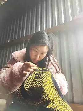 vivi cute online show from 09-27-25, 08:42