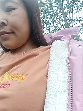vivi cute online show from 10-19-25, 01:08