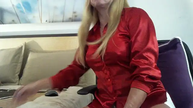 Mirianzapata 1 online show from 04-10-26, 06:09