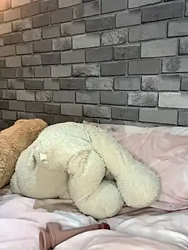 Poppy frankie online show from 10-26-25, 07:36