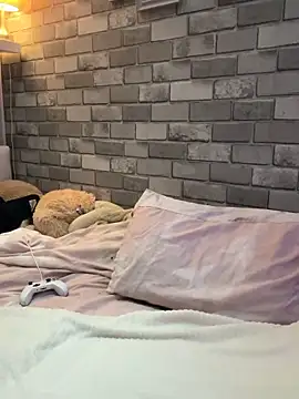 Poppy frankie online show from 10-12-25, 12:12