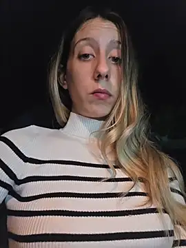 PetiteSecrets online show from 12-14-25, 08:47