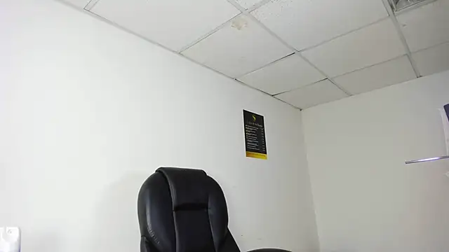 Aisha hotts777 online show from 12-05-25, 03:49