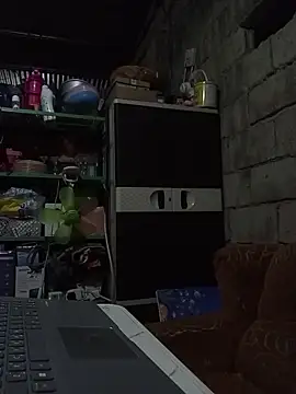 Snapshot of oceanlover23 chatting on 10-31-25, 09:00 oceanlover23 online show from 10-31-25, 09:00