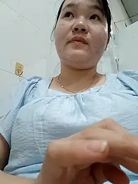 Snapshot of _Babyrose_ chatting on 01-12-26, 10:55 Babyrose online show from 01-12-26, 10:55