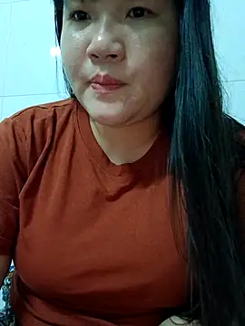 Snapshot of _Babyrose_ chatting on 04-27-26, 07:34 Babyrose online show from 04-27-26, 07:34