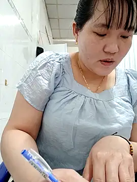 Snapshot of _Babyrose_ chatting on 03-20-26, 11:33 Babyrose online show from 03-20-26, 11:33