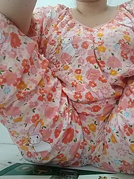 Snapshot of _Babyrose_ chatting on 05-19-26, 05:36 Babyrose online show from 05-19-26, 05:36