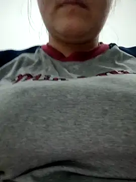 Snapshot of _Babyrose_ chatting on 03-01-26, 06:41 Babyrose online show from 03-01-26, 06:41