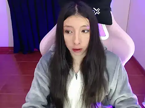 ScarlettShirahoshi online show from 09-24-25, 11:50