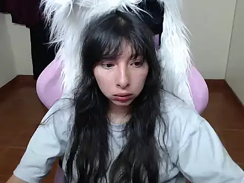 ScarlettShirahoshi online show from 10-30-25, 04:59