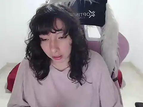 ScarlettShirahoshi online show from 04-14-26, 06:02