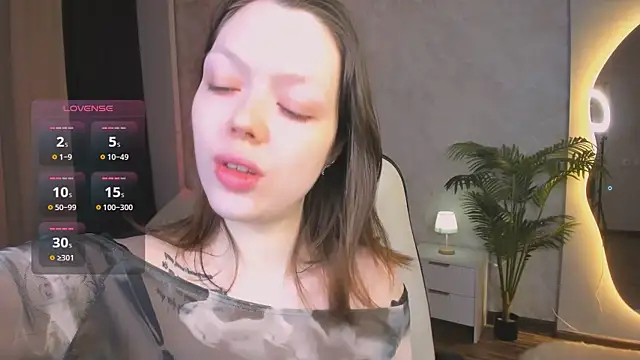 Lunar Lily online show from 02-09-26, 05:49